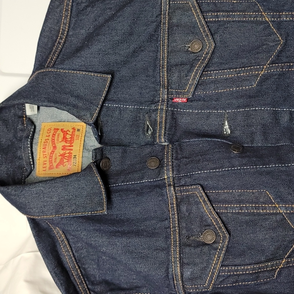 Levi Denim Jacket size M 72334